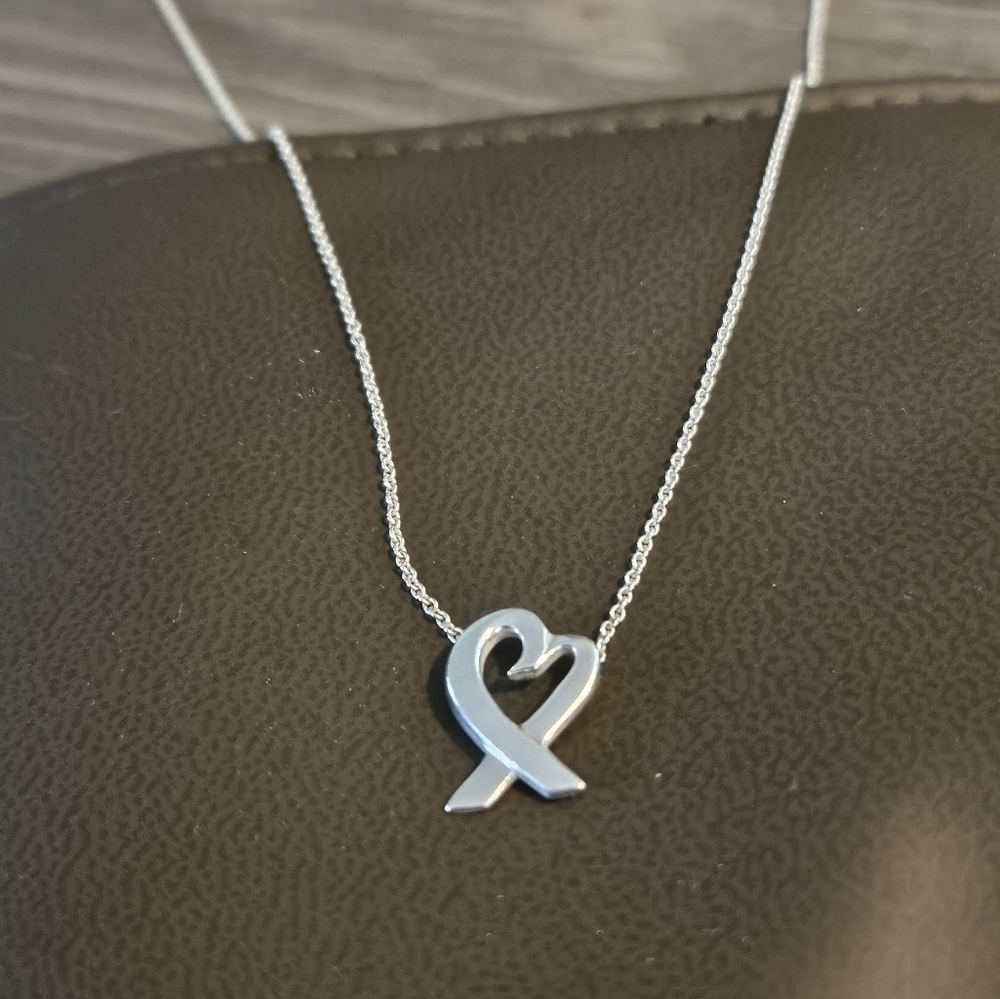 Tiffany & Co. x Paloma Picasso Loving Heart pendant necklace with COA